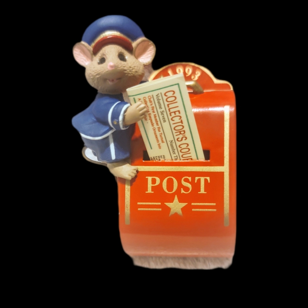 1993 Hallmark Keepsake Club Ornament IT'S IN THE MAIL Mouse Postman